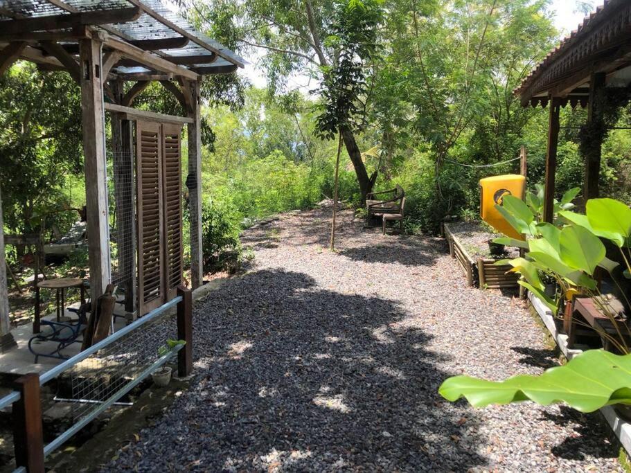 Omah Dhalang, Ethnic Java House With Nature View Hotel Jarakan Buitenkant foto