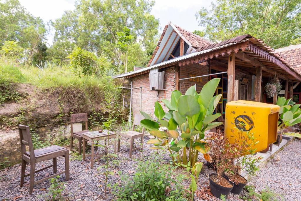 Omah Dhalang, Ethnic Java House With Nature View Hotel Jarakan Buitenkant foto