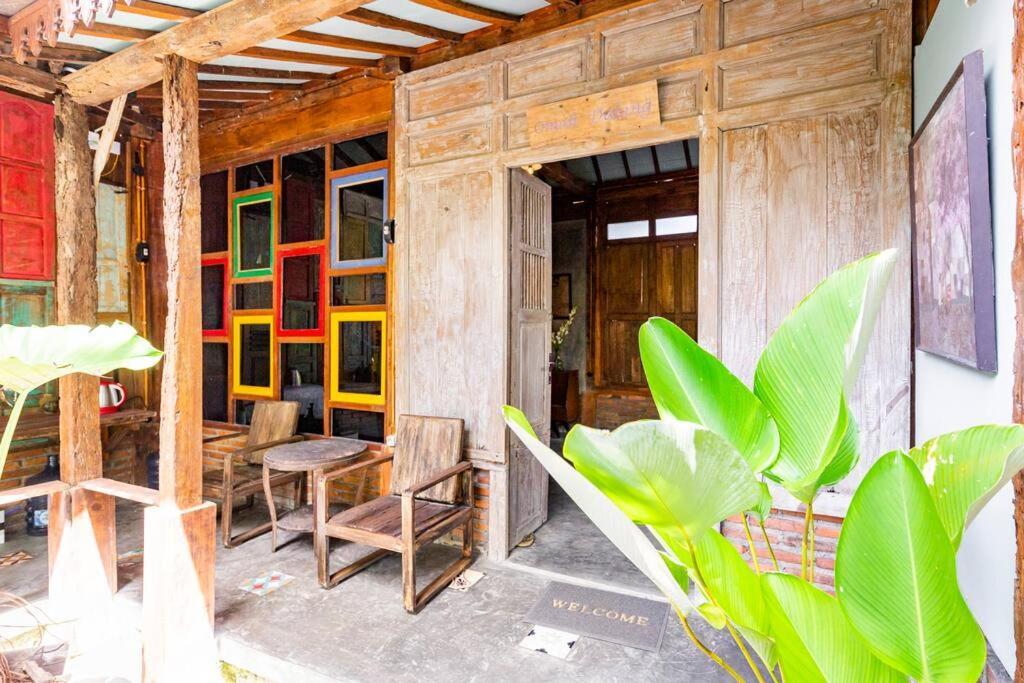 Omah Dhalang, Ethnic Java House With Nature View Hotel Jarakan Buitenkant foto